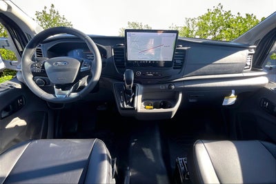 2026 Ford 15 Passenger Van High Roof