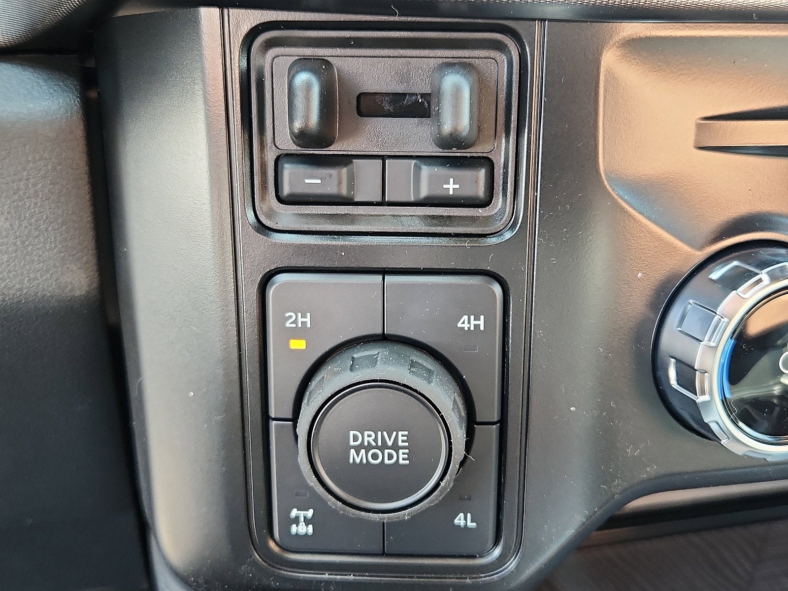 2025 Ford Super Duty F-250 SRW Platinum