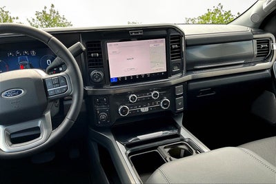 2025 Ford Super Duty F-350 SRW Lariat