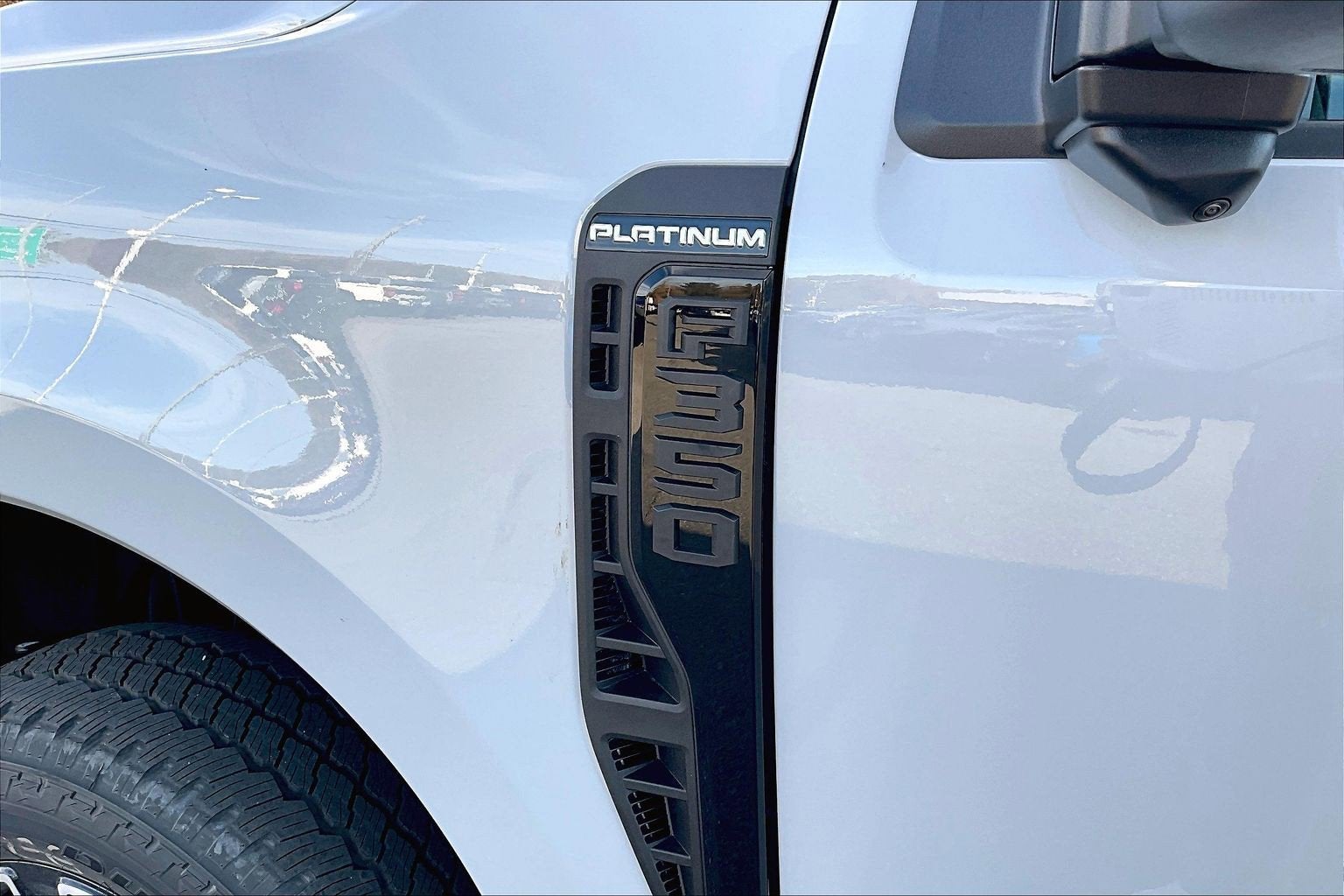 2026 Ford Super Duty F-350 SRW Platinum