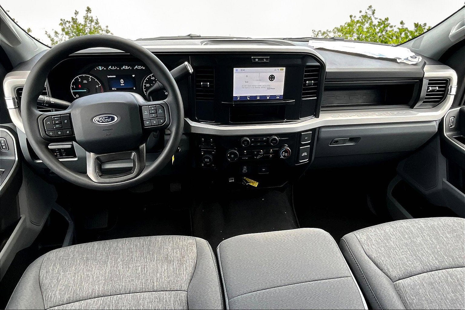 2025 Ford Super Duty F-350 SRW XL