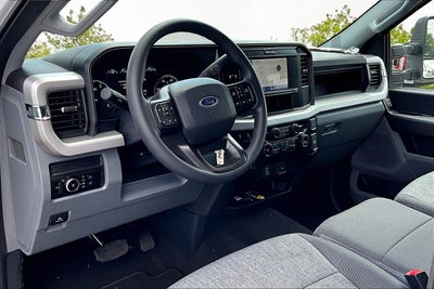 2025 Ford Super Duty F-350 SRW XL