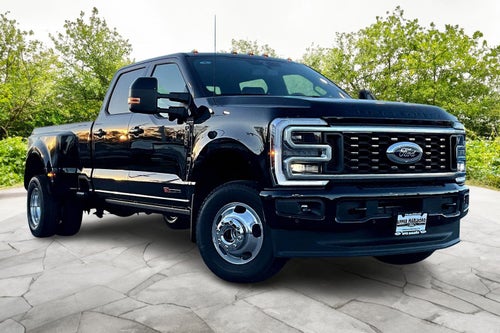 2026 Ford Super Duty F-350 DRW Platinum