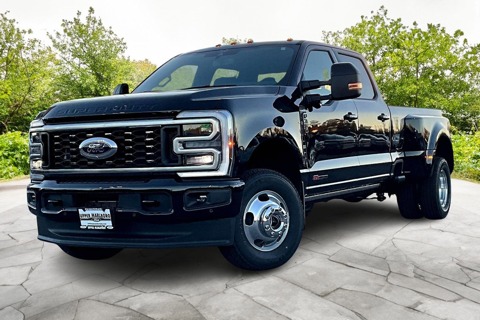 2026 Ford Super Duty F-350 DRW Platinum