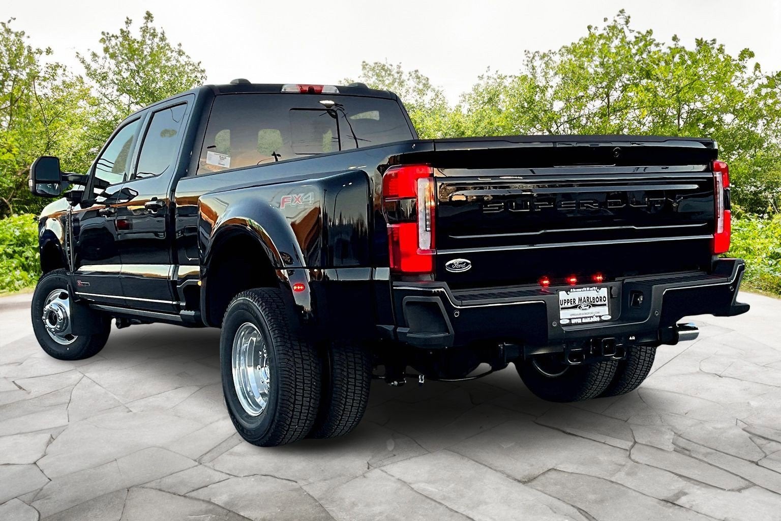 2026 Ford Super Duty F-350 DRW Platinum