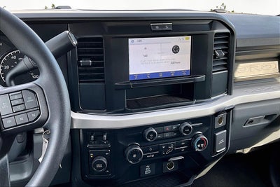 2026 Ford Super Duty F-350 DRW XL