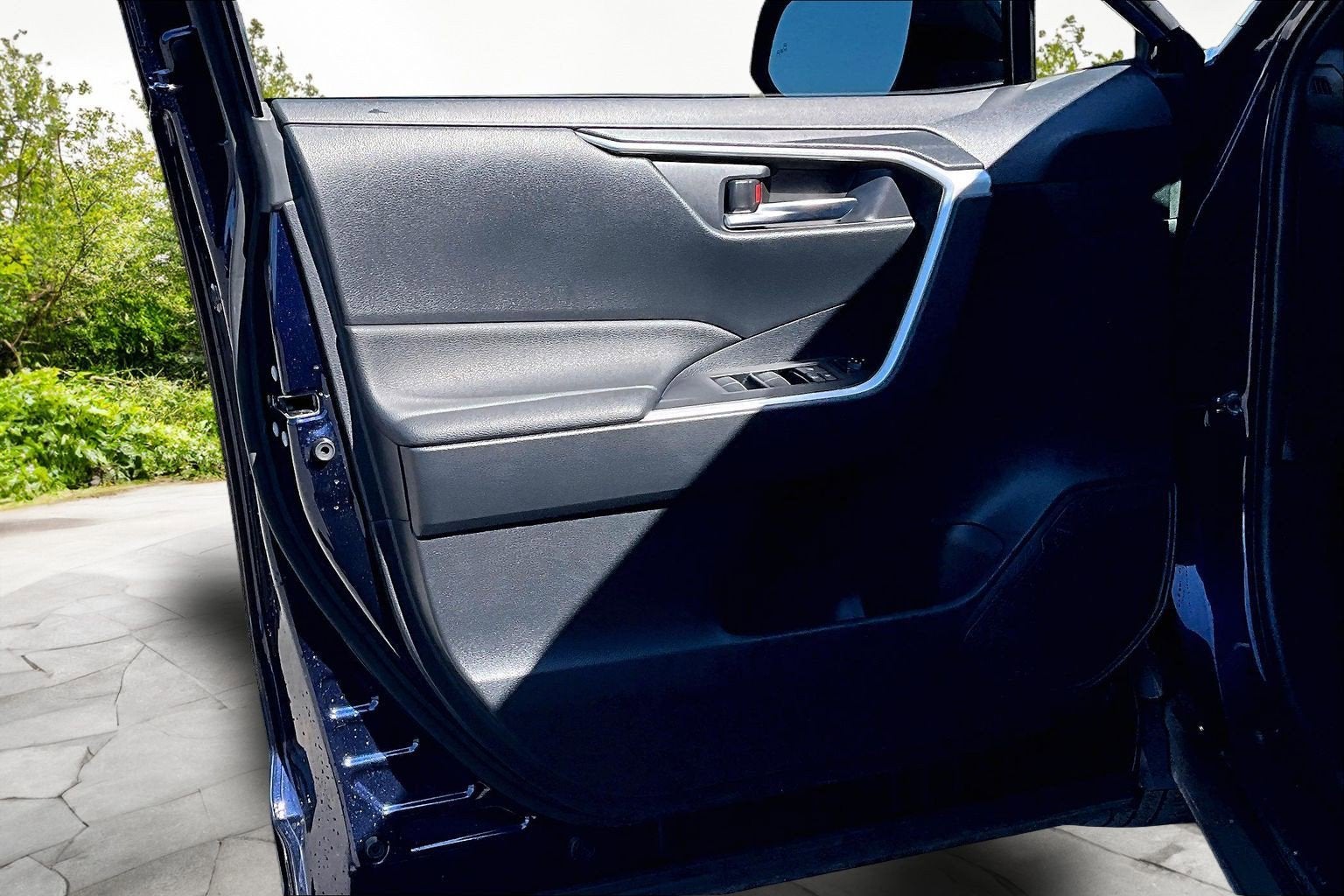 2024 Toyota RAV4 Prime SE