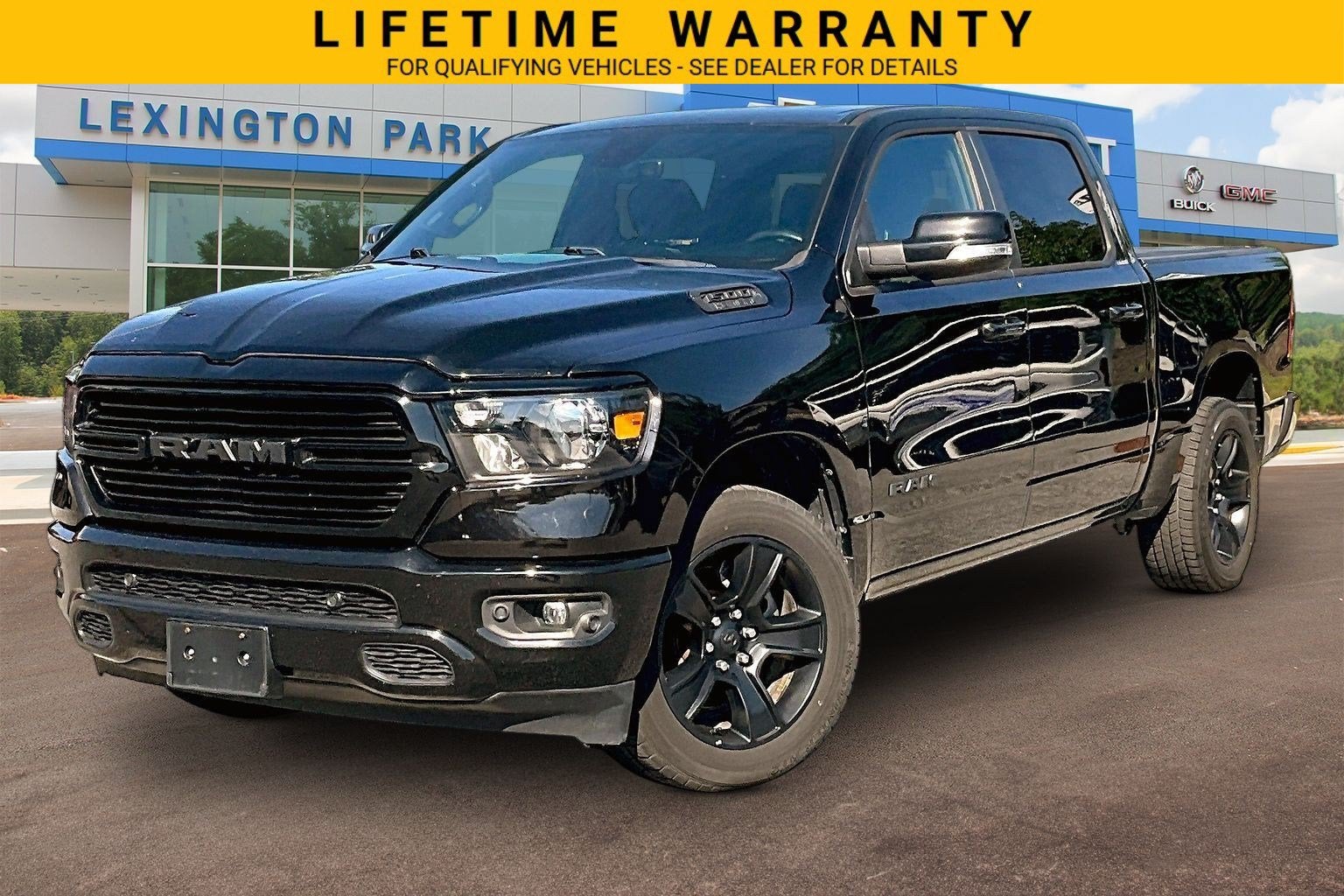 2020 RAM 1500 Big Horn Crew Cab 4x4 5'7" Box
