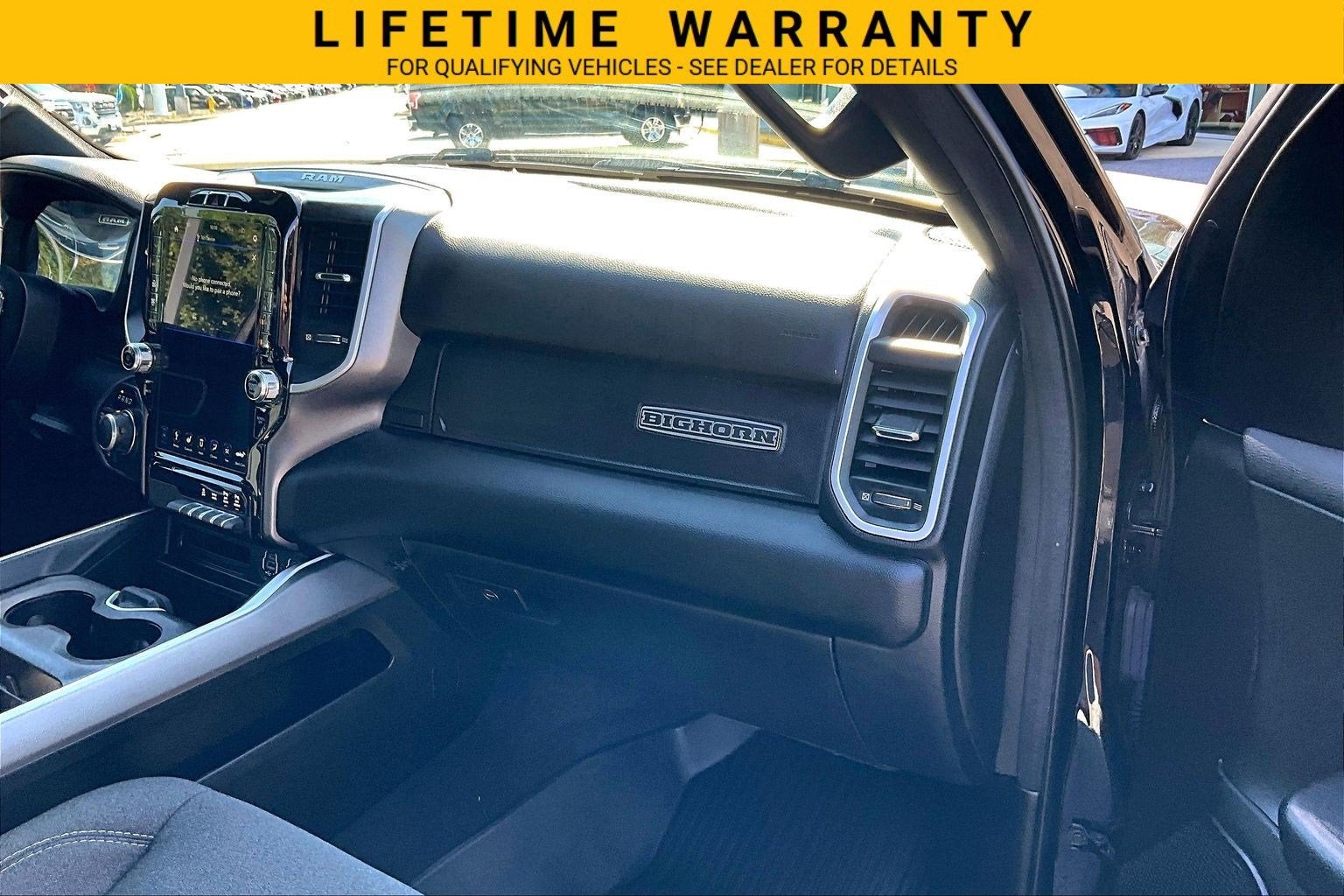 2020 RAM 1500 Big Horn Crew Cab 4x4 5'7" Box