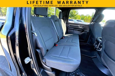 2020 RAM 1500 Big Horn Crew Cab 4x4 5'7" Box