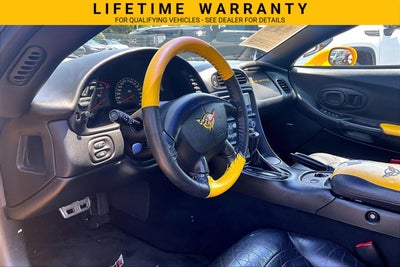 2004 Chevrolet Corvette Base