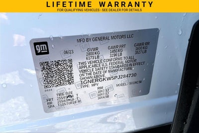 2023 Chevrolet Traverse LT Cloth