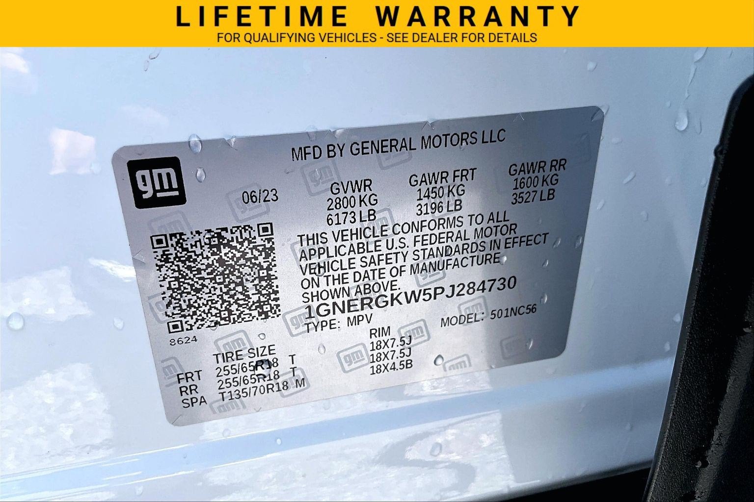 2023 Chevrolet Traverse LT Cloth