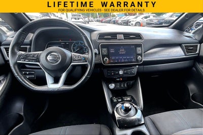 2022 Nissan LEAF SV 40 kWh
