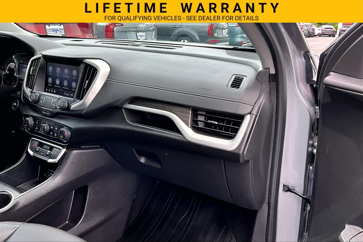 2024 GMC Terrain SLT