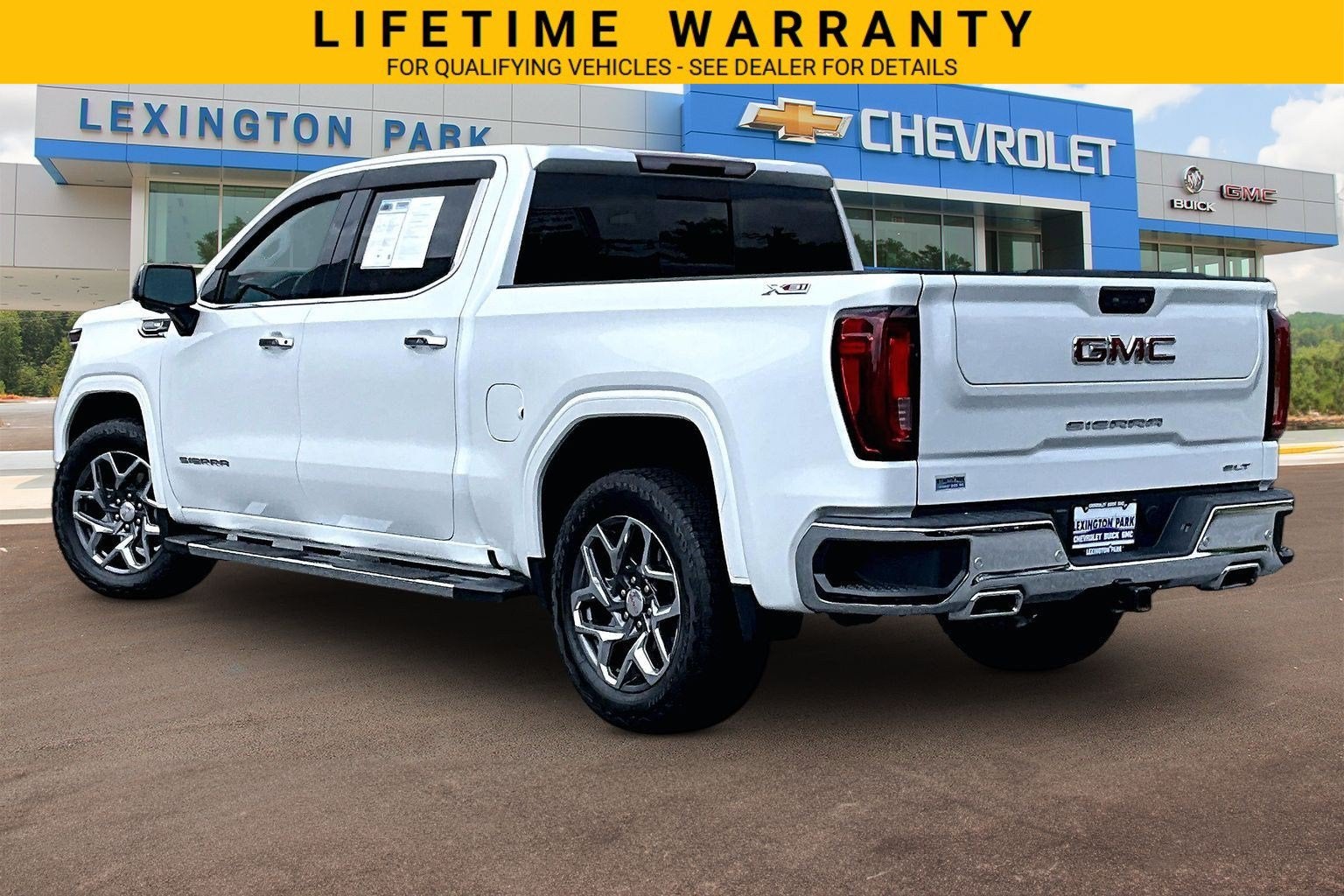 2022 GMC Sierra 1500 SLT