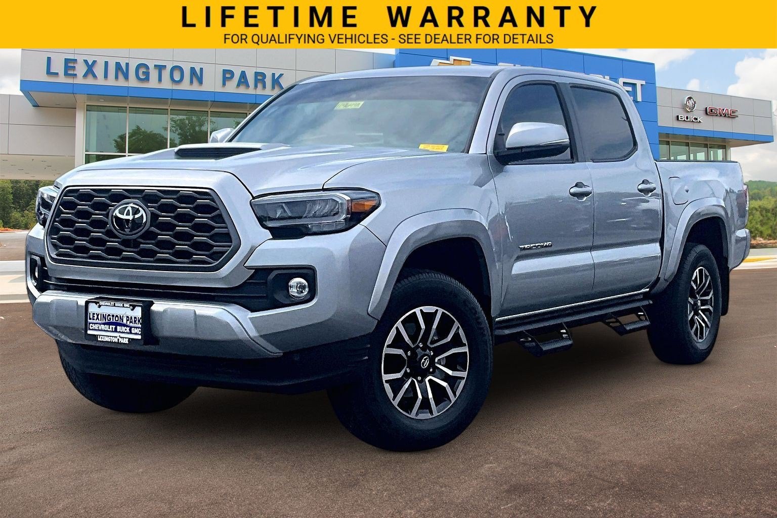 2022 Toyota Tacoma 4WD SR