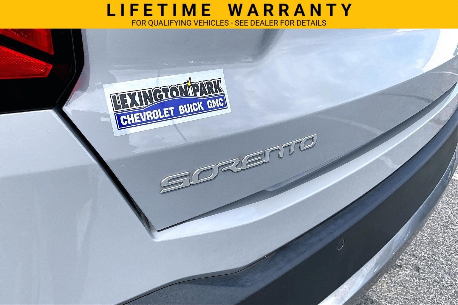 2025 Kia Sorento S