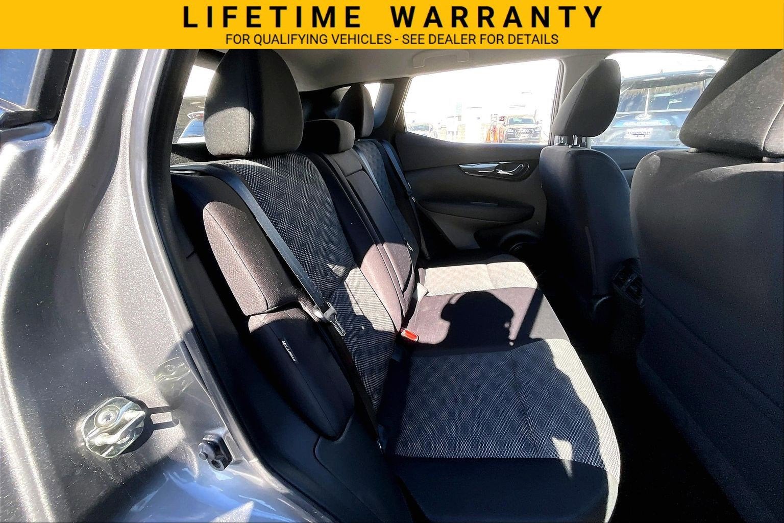 2022 Nissan Rogue Sport SV