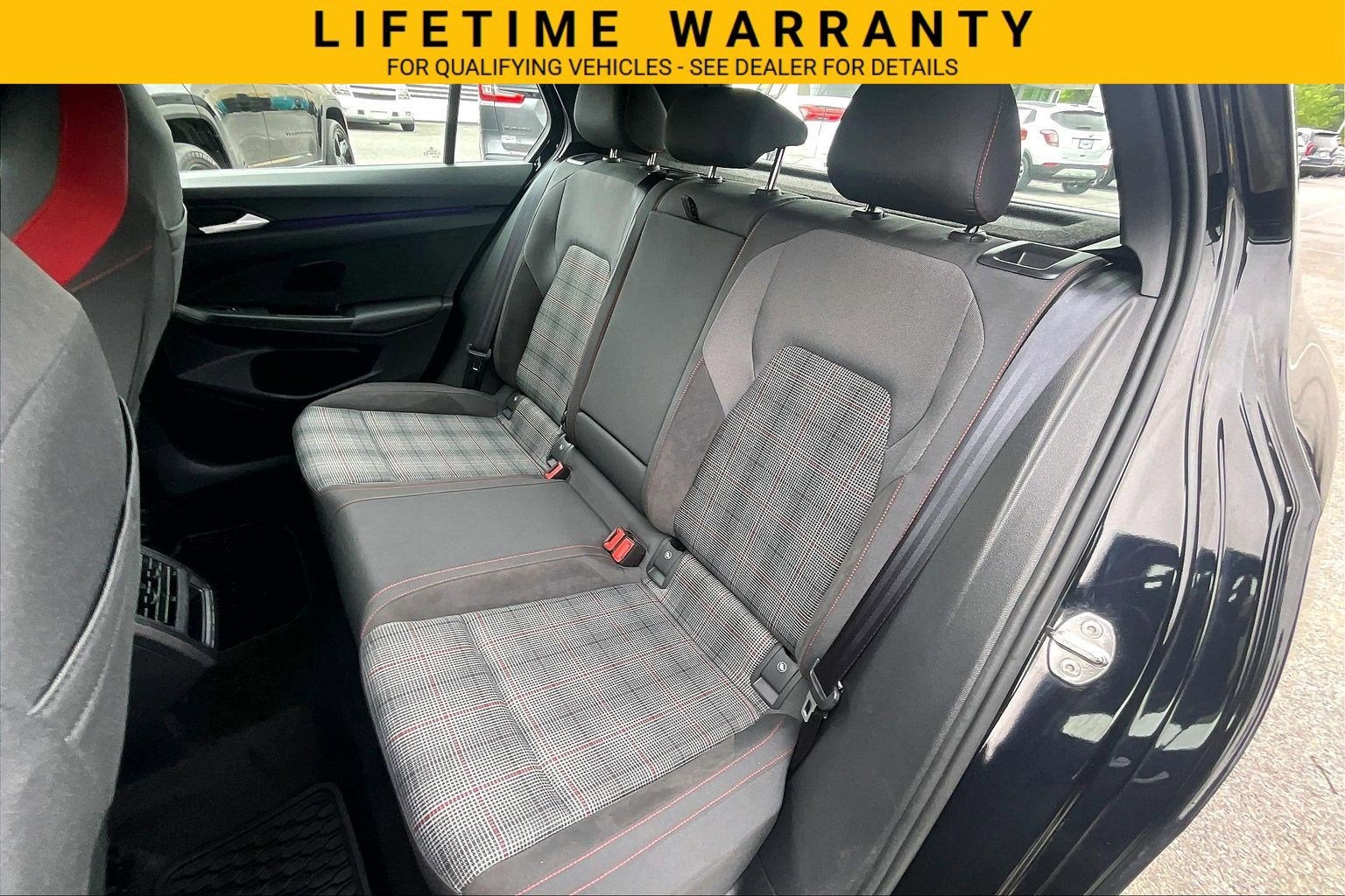 2024 Volkswagen Golf GTI 380 SE