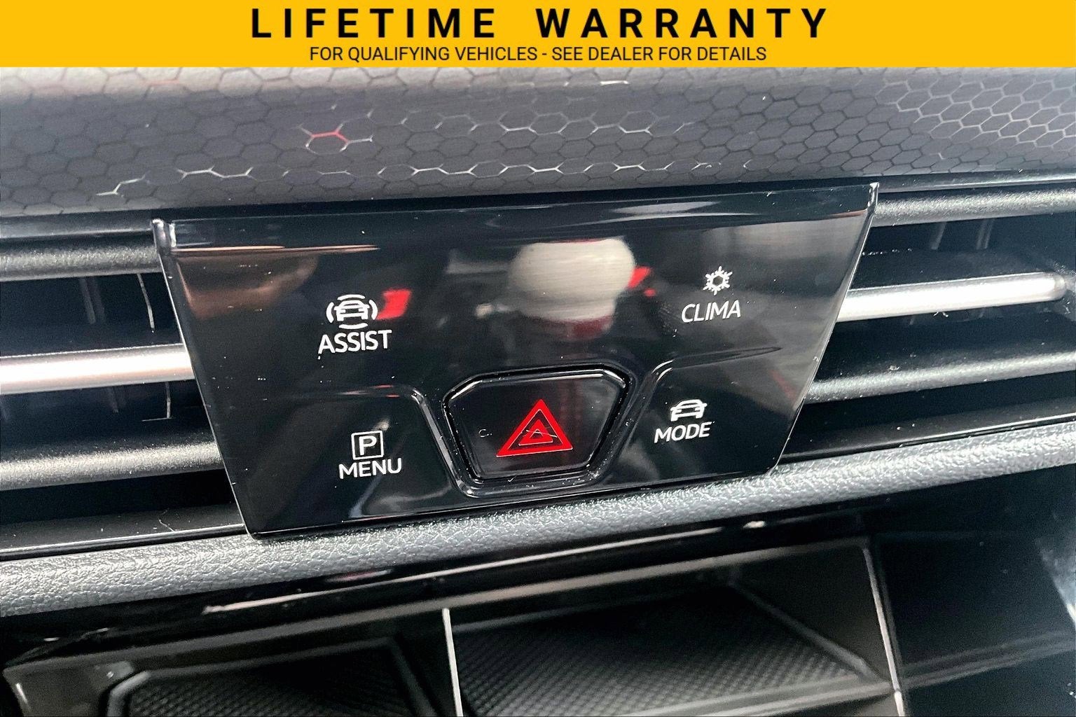 2024 Volkswagen Golf GTI 380 SE