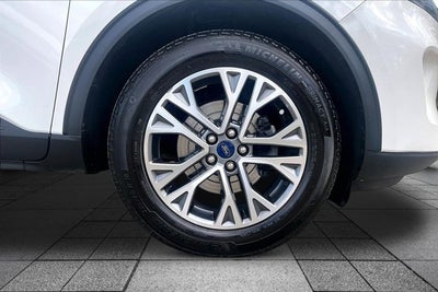 2022 Ford Escape SEL PANO ROOF TECH PKG