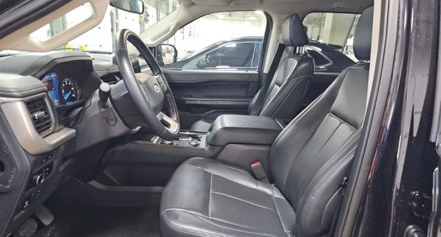 2023 Ford Expedition XLT BLACK EDITION PANO ROOF