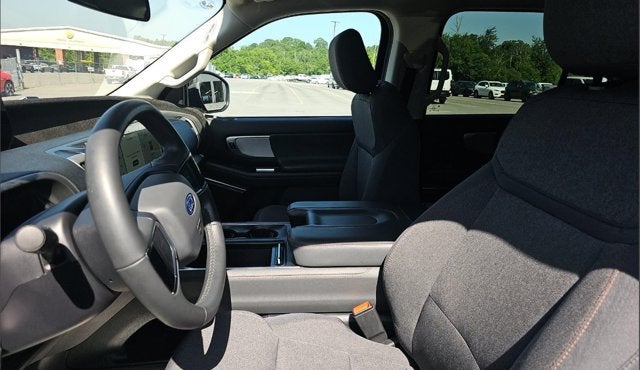 2025 Ford Expedition Active 4WD LUXURY SUV