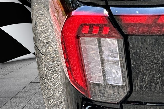 2026 Ford Explorer Active w/100A Pkg