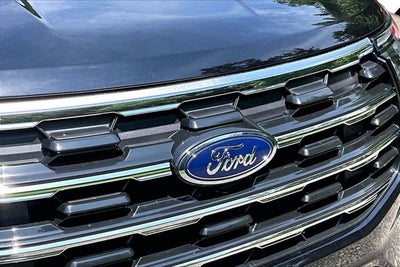 2026 Ford Explorer Active w/100A Pkg