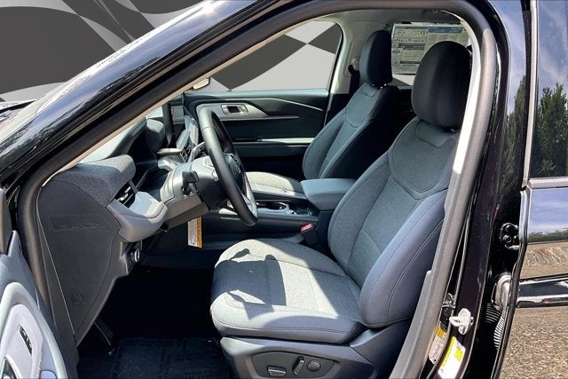 2026 Ford Explorer Active w/100A Pkg