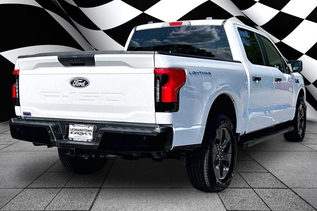 2024 Ford F-150 Lightning Pro