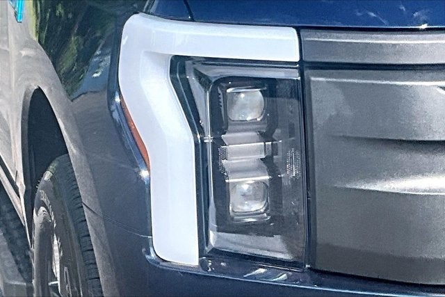2025 Ford F-150 Lightning Pro
