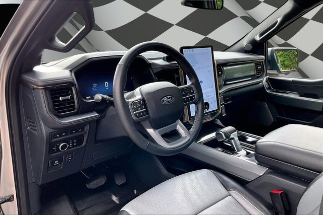 2024 Ford F-150 Lightning LARIAT