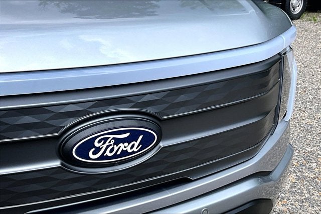 2024 Ford F-150 Lightning LARIAT