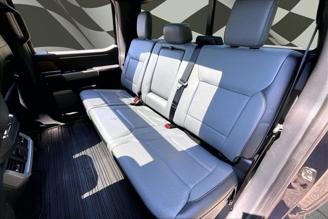 2025 Ford F-150 Lightning LARIAT