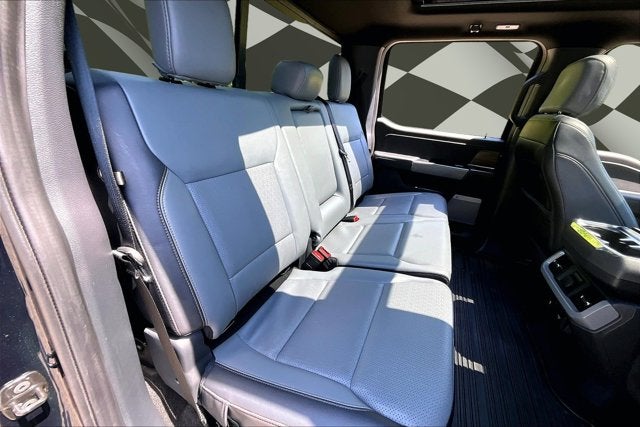 2025 Ford F-150 Lightning LARIAT