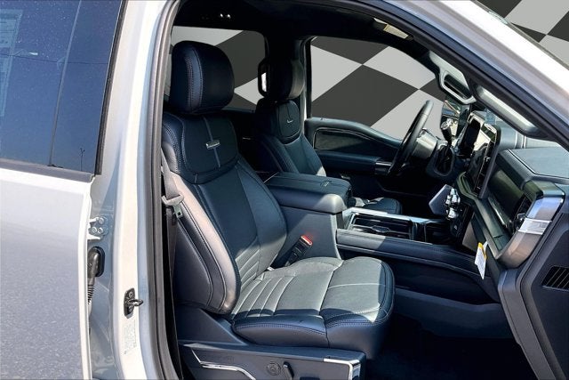 2026 Ford Super Duty F-250 SRW Platinum