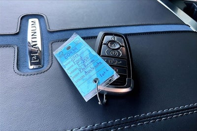 2026 Ford Super Duty F-250 SRW Platinum
