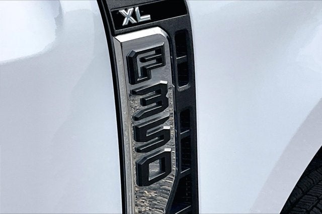 2023 Ford Super Duty F-350 SRW XL CREW LONG BED