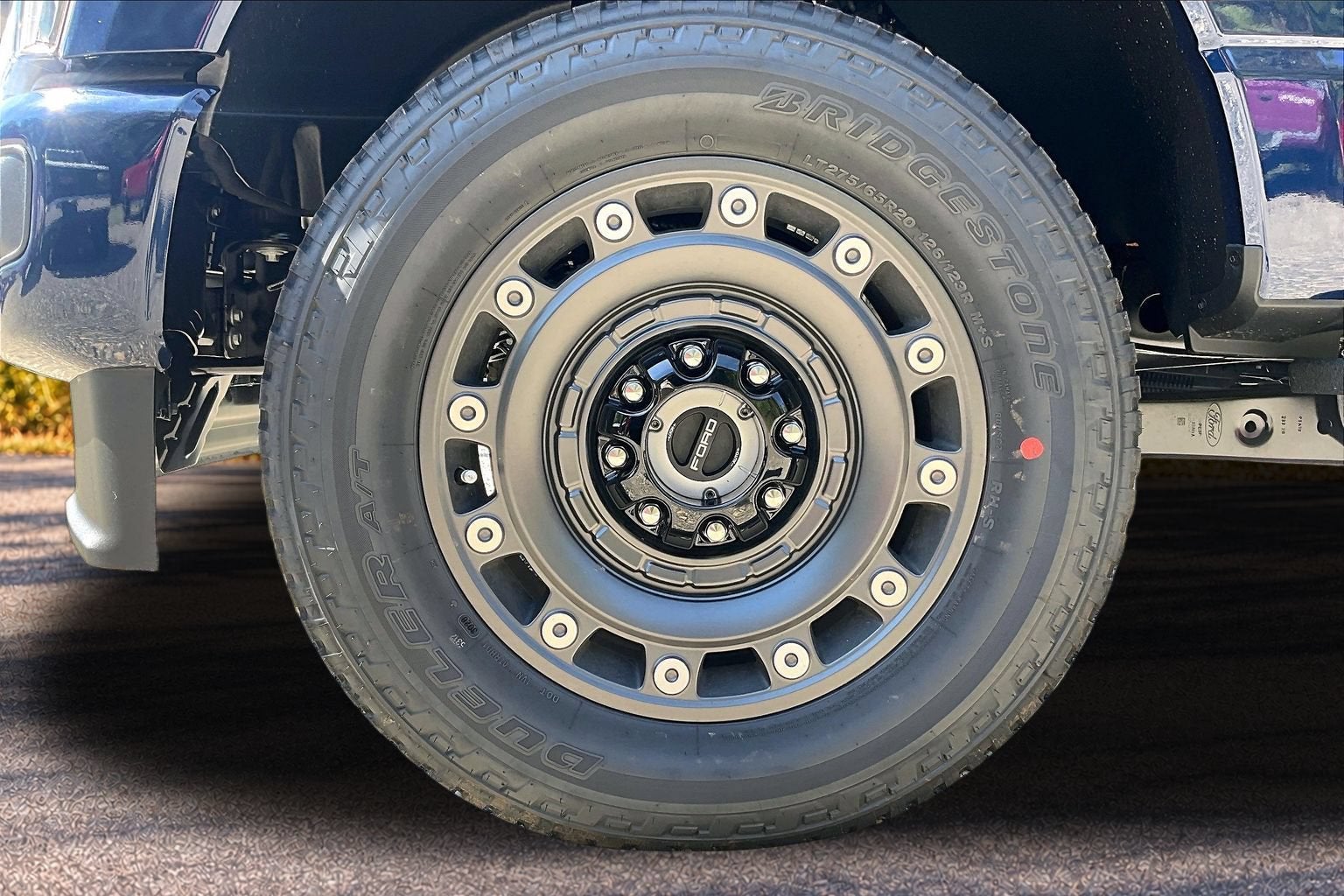 2027 Ford Super Duty F-350 SRW XLT