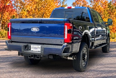 2027 Ford Super Duty F-350 SRW XLT