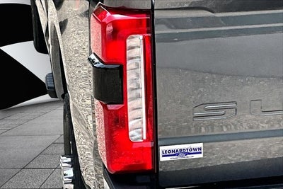 2026 Ford Super Duty F-350 SRW LARIAT