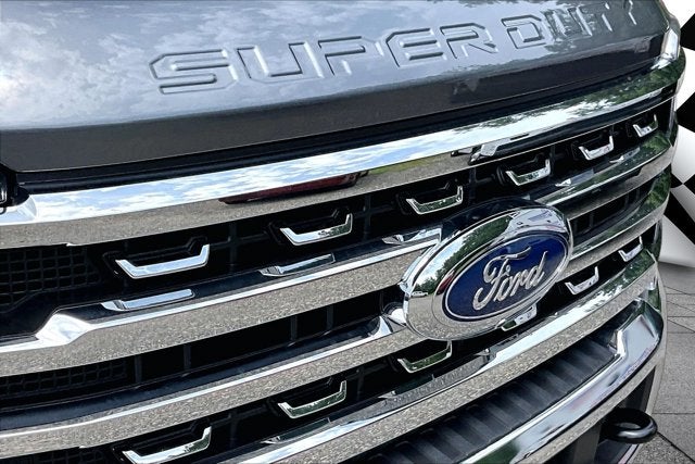 2026 Ford Super Duty F-350 SRW LARIAT