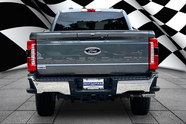 2026 Ford Super Duty F-350 SRW LARIAT