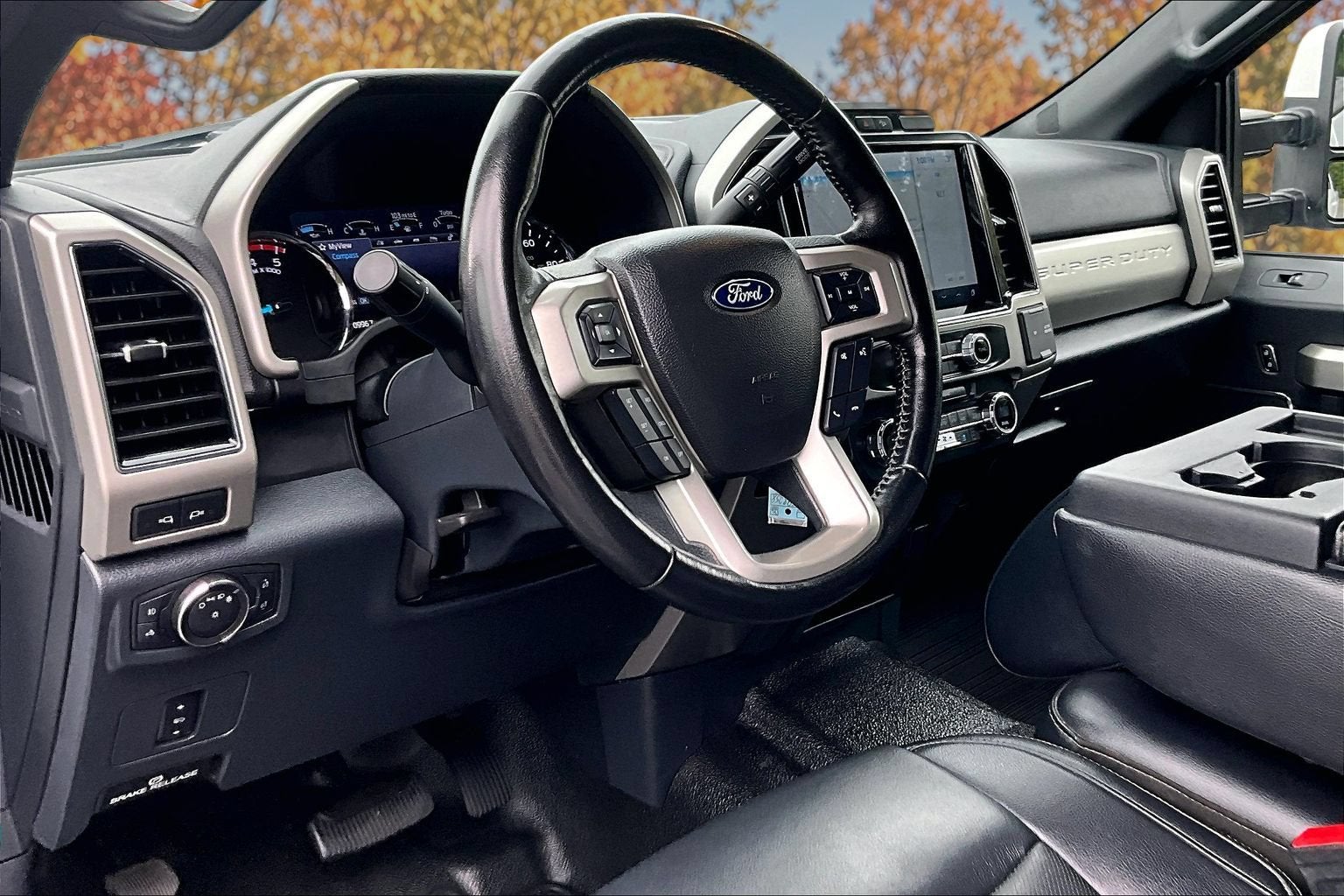 2022 Ford Super Duty F-350 SRW LARIAT