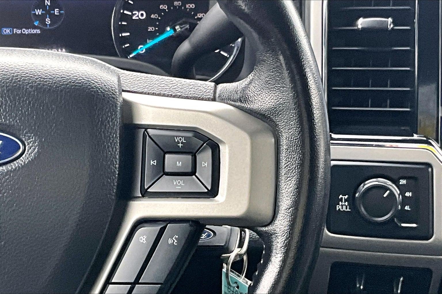 2022 Ford Super Duty F-350 SRW LARIAT