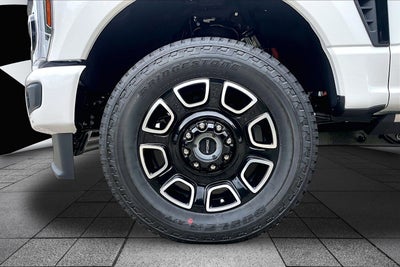 2026 Ford Super Duty F-350 SRW Platinum