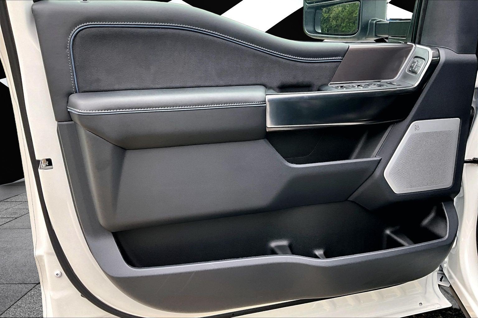 2026 Ford Super Duty F-350 SRW Platinum