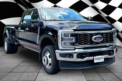 2026 Ford Super Duty F-350 DRW LARIAT